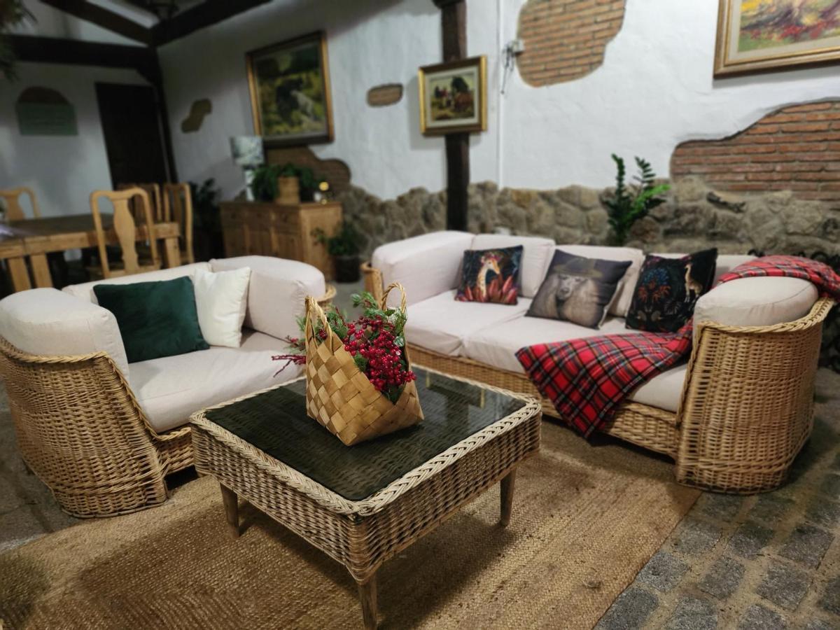 Casa Rural El Canto Del Agua Malpartida De Plasencia Buitenkant foto